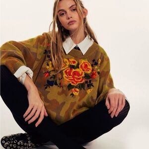 Free People Camo Rose Pullover. NWOT.